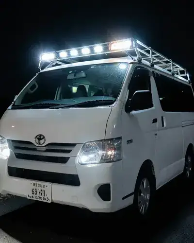 ハイエース 補助灯